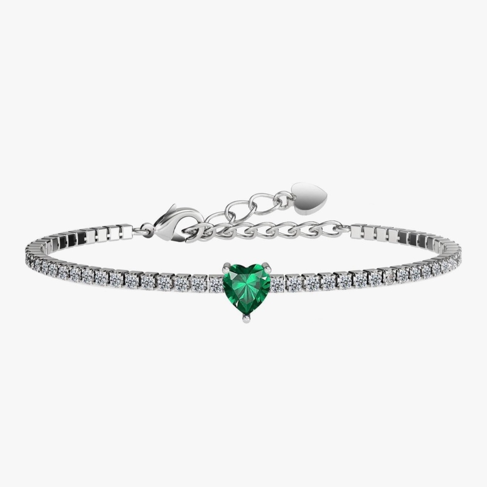 NEW 14K White Gold Plated Elegant Green Heart CZ Bracelet